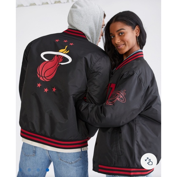 Oversized Miami Heat Bomber Jacket Men:(Small)/ Women:(Fits like a Medium) - Picture 4 of 6